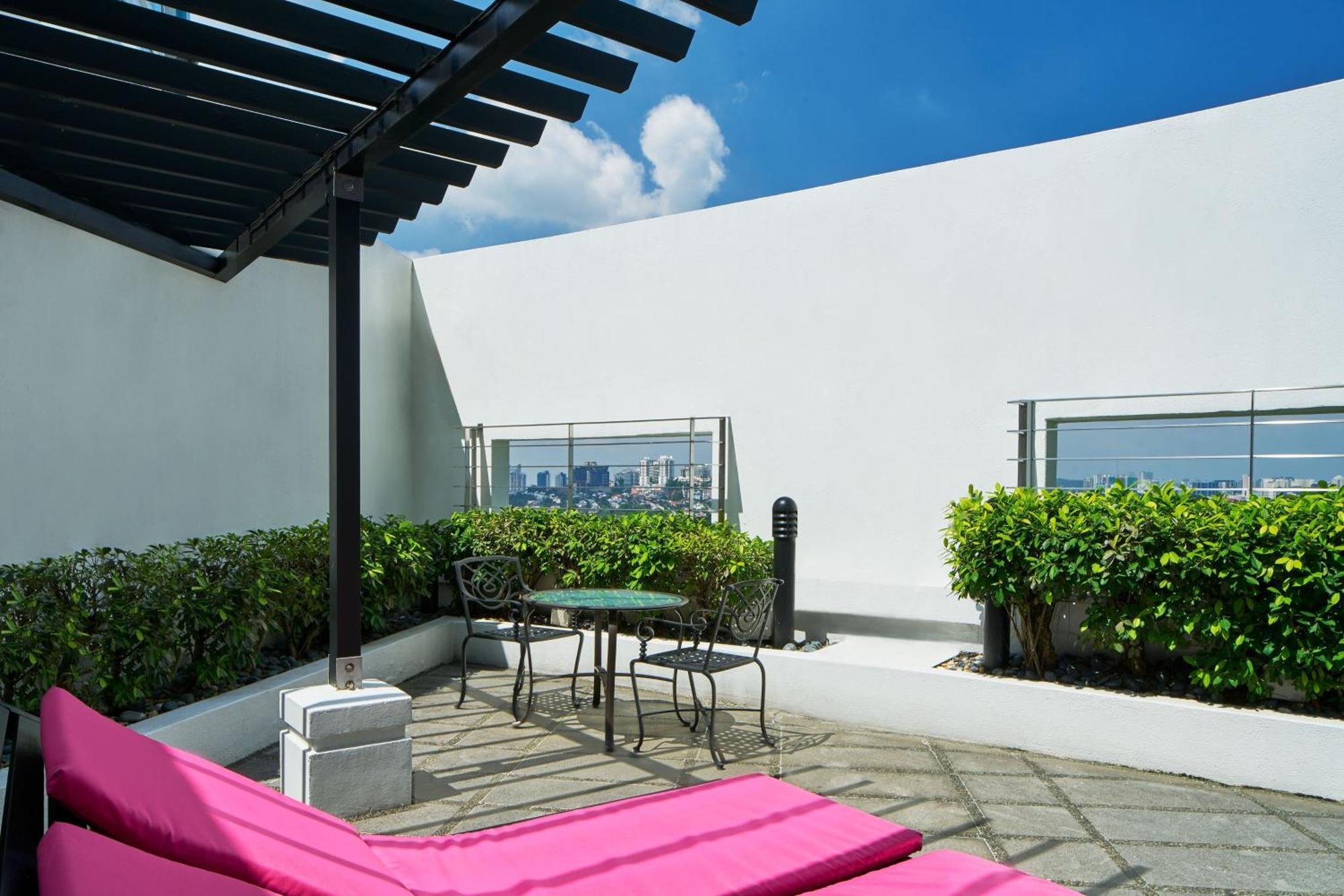 Le Meridien Kuala Lumpur Eksteriør billede Rooftop terrace